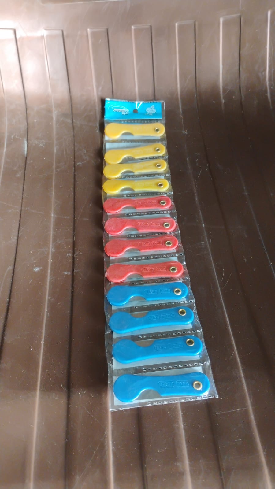 Multicolour Mini Paper Cutter Knife Pencil Knife (Pack of 12) Multicolour Mini Paper Cutter Knife Pencil Knife (Pack of 12)